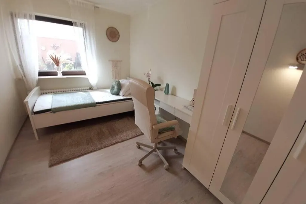 Superior Haus 120 Qm Mit Garten Düsseldorf Německo